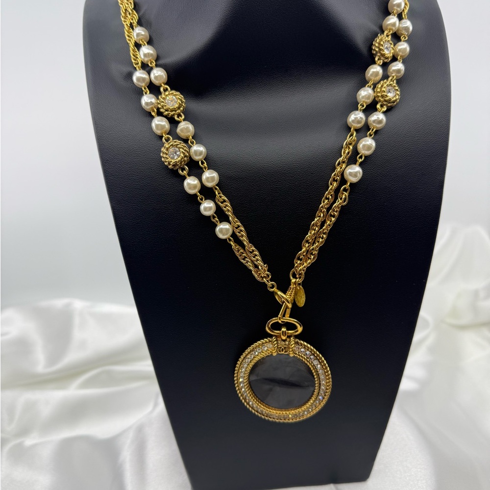 Chanel Vintage Pearl Crystal  Magnifying Glass Pendant Necklace XL - Picture 12 of 12